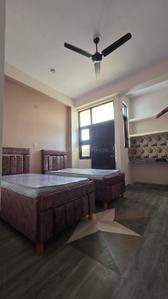 Bedroom Image of Golden Prime pg  in Sector 62, Noida