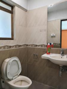 Bedroom Two Image of 1250 Sq.ft 3 BHK Apartment / Flat for sale in Indiabulls Blu Tower A, Worli Mumbai for Rs. 110000000