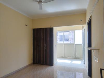 Bedroom Image of 1040 Sq.ft 2 BHK Apartment / Flat for rent in Gaurs Atulyam , Omicron I Greater Noida for Rs. 22000