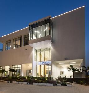 Image of 1500 Sq.ft 2.5 BHK Apartment / Flat for sale in Godrej 101, Sector 79, Gurgaon for Rs. 17500000