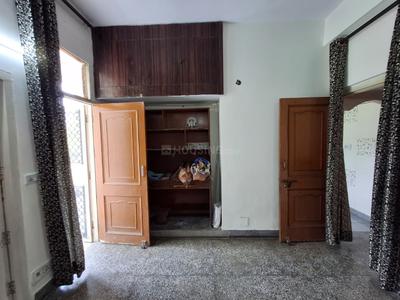 Hall Image of 1100 Sq.ft 2 BHK Apartment / Flat for sale in Vikaspuri New Delhi for Rs. 12500000