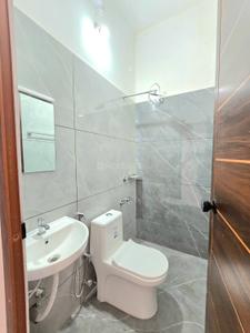 Bathroom Image of 800 Sq.ft 3 BHK Independent House for sale in Thattampady Kochi for Rs. 3800000