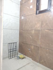 Common Bathroom Image of 1200 Sq.ft 3 BHK Apartment / Flat for sale in Shalimar Garden Ghaziabad for Rs. 5250000
