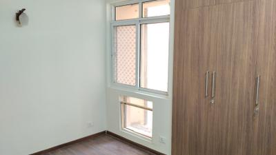 Bedroom Image of 1350 Sq.ft 3 BHK Apartment / Flat for rent in Jaypee Kosmos, Sector 134 Noida for Rs. 30000