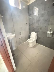 Bathroom Image of 1250 Sq.ft 2 BHK Apartment / Flat for sale in Bhadurpalle Hyderabad for Rs. 5625000
