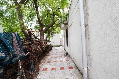 Balcony Image of 5400 Sq.ft 2 BHK Independent House for sale in Rancharda Gandhinagar for Rs. 19000100