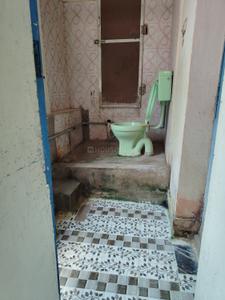 Bathroom Image of 150 Sq.ft 2 BHK Independent House for rent in VRC Centre Nellore for Rs. 5000