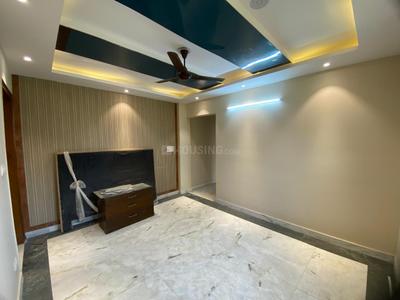 Bedroom Image of 1800 Sq.ft 3 BHK Builder Floor for rent in Kirti Nagar New Delhi for Rs. 55000