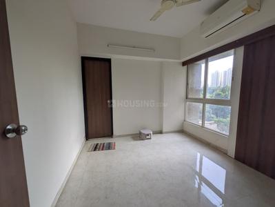 Bedroom Image of 650 Sq.ft 1 BHK Apartment / Flat for rent in Lodha Amara, Kolshet Thane for Rs. 27000