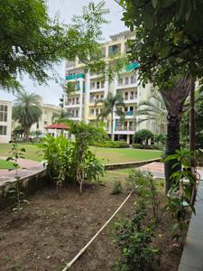 Image of 1050 Sq.ft 2 BHK Apartment / Flat for rent in Macker Silver Estate Vertica Phase II, Bagmugaliya, Bhopal for Rs. 10000