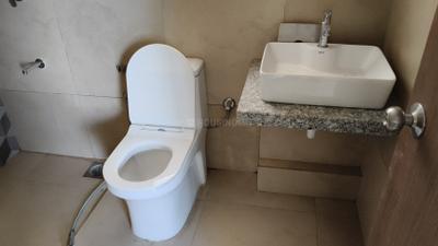 Image of 1025 Sq.ft 2 BHK Apartment / Flat for sale in Kalpataru Immensa, Thane West, Thane for Rs. 13500000