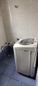 Bathroom Image of 1000 Sq.ft 2 BHK Apartment / Flat for rent in Kothrud Pune for Rs. 25000