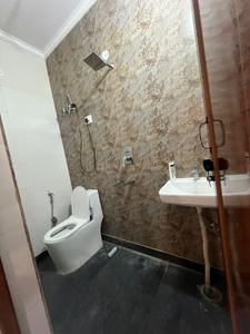 Image of 300 Sq.ft 1 RK Builder Floor for rent in Patel Nagar, New Delhi for Rs. 14000