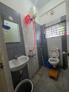 Bathroom Image of 1500 Sq.ft 3 BHK Apartment / Flat for rent in New Tippasandra Bengaluru for Rs. 50000