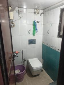 Bathroom Image of 1000 Sq.ft 3 BHK Apartment / Flat for sale in Vashi Navi Mumbai for Rs. 27500000