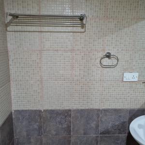 Bathroom Image of 1710 Sq.ft 3 BHK Apartment / Flat for rent in Renaissance Exotica, Jakkur Bengaluru for Rs. 38000