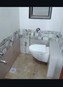 Bathroom Image of 810 Sq.ft 3 BHK Apartment / Flat for sale in Mayur Vihar Phase 3 New Delhi for Rs. 5950000