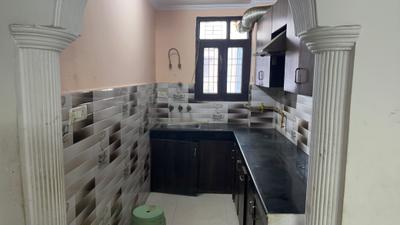 Kitchen Image of 1200 Sq.ft 3 BHK Builder Floor for rent in Sector 49 Noida for Rs. 25000
