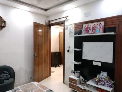 Bedroom Image of 915 Sq.ft 3 BHK Builder Floor for sale in Bharat Vihar New Delhi for Rs. 7000000