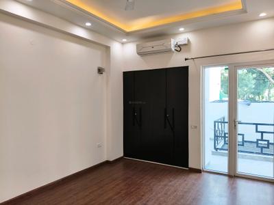 Bedroom Image of 2400 Sq.ft 3 BHK Builder Floor for rent in Sector 43 Gurgaon for Rs. 120000