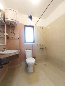 Bathroom Image of 5850 Sq.ft 3 BHK Builder Floor for rent in Vasant Vihar New Delhi for Rs. 150000
