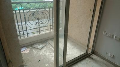 Living Room Image of 1090 Sq.ft 3 BHK Apartment / Flat for sale in Prateek Grand Carnesia, Siddharth Vihar Ghaziabad for Rs. 13300000
