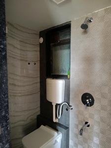 Common Bathroom Image of 800 Sq.ft 2 BHK Apartment / Flat for rent in Thane West Thane for Rs. 38000