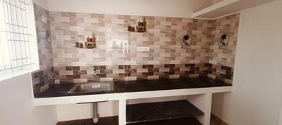 Kitchen Image of 600 Sq.ft 1 BHK Builder Floor for rent in Koundampalayam Coimbatore for Rs. 12000
