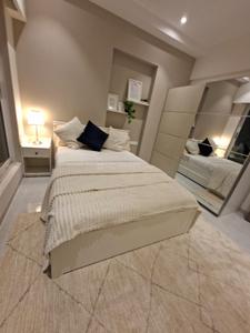 Bedroom Image of 1071 Sq.ft 3 BHK Apartment / Flat for sale in Disha Elysium, Andheri West Mumbai for Rs. 51100000