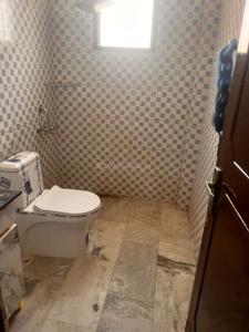 Bathroom Image of 2000 Sq.ft 3 BHK Builder Floor for sale in Sector 51 Gurgaon for Rs. 20000000