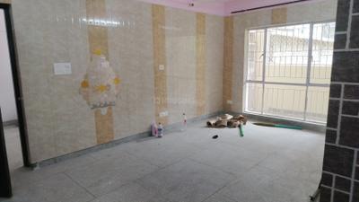 Living Room Image of 1700 Sq.ft 3 BHK Apartment / Flat for rent in Dwarkadheesh Apartment, Sector 12 Dwarka New Delhi for Rs. 38000