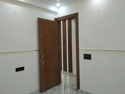 Bedroom Image of 2000 Sq.ft 4 BHK Apartment / Flat for sale in Shalimar Garden Ghaziabad for Rs. 14000000