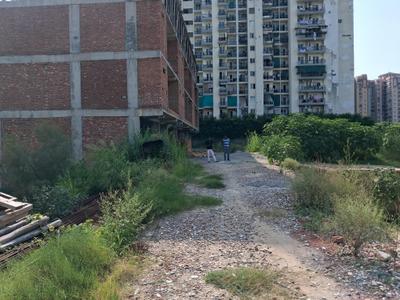 Image of 5400 Sq.ft Residential Plot / Land for sale in Centrum Estates 76, Sector 76, Noida for Rs. 120000000