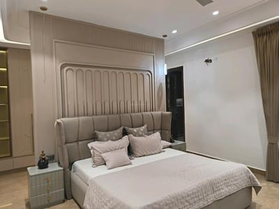 Bedroom Image of 3800 Sq.ft 5 BHK Builder Floor for sale in Indirapuram Ghaziabad for Rs. 56500000