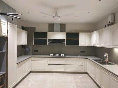 Kitchen Image of 4501 Sq.ft 4 BHK Builder Floor for sale in Model Town New Delhi for Rs. 90000000
