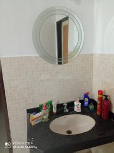 Bathroom Image of 1800 Sq.ft 3 BHK Apartment / Flat for rent in GK Daffodils Housing Society, Pimple Saudagar Pune for Rs. 48000