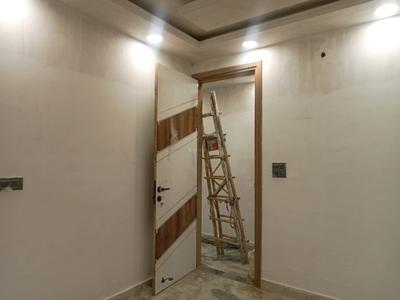 Bedroom Image of 690 Sq.ft 2 BHK Builder Floor for sale in Govindpuri New Delhi for Rs. 5200000