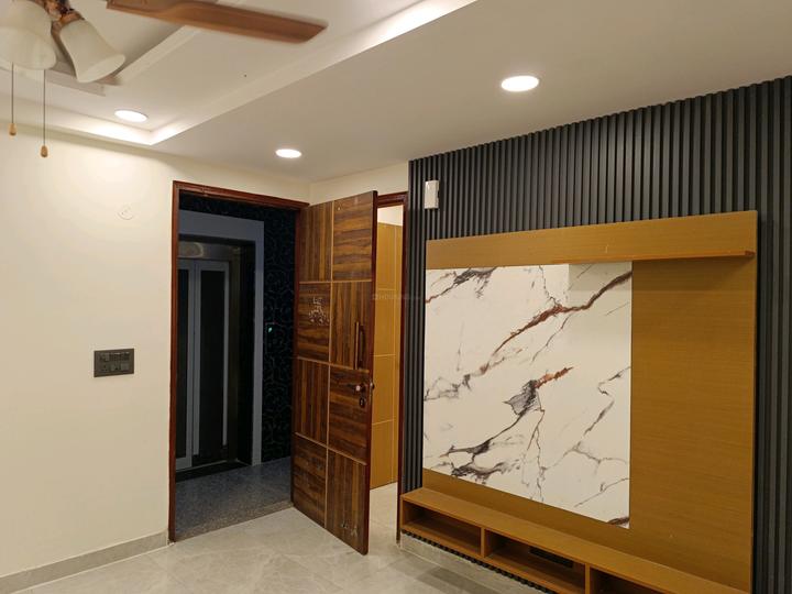 Chattarpur Main Image 1