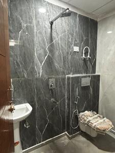 Bathroom Image of 1000 Sq.ft 2 BHK Apartment / Flat for sale in Sector 73 Noida for Rs. 3821000