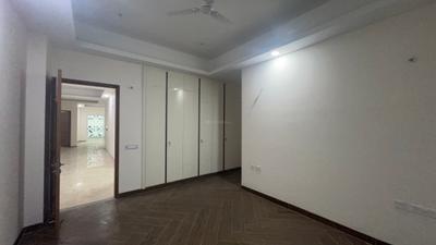 Bedroom Image of 2385 Sq.ft 4 BHK Apartment / Flat for sale in Wave Veridia, Wave City Ghaziabad for Rs. 29500000