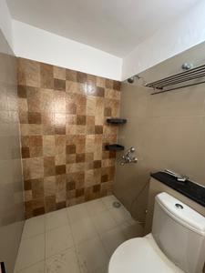 Bathroom Image of 936 Sq.ft 3 BHK Apartment / Flat for rent in Vijay Nagar Indore for Rs. 35000