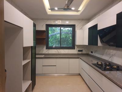 Kitchen Image of 2600 Sq.ft 4 BHK Builder Floor for sale in DLF Phase 4 Gurgaon for Rs. 60000000