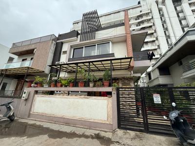 Image of 2730 Sq.ft 4 BHK Independent House for sale in Thaltej, Ahmedabad for Rs. 37500000