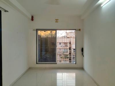 Living Room Image of 450 Sq.ft 1 BHK Apartment / Flat for rent in Adityaraj Shanti Sadan, Vikhroli East Mumbai for Rs. 38000