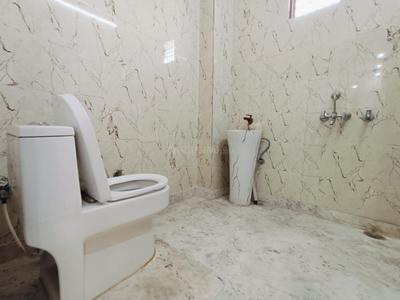 Bathroom Image of 1200 Sq.ft 2 BHK Builder Floor for rent in Vivek Vihar New Delhi for Rs. 35000