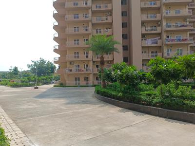 Bedroom Two Image of 2102 Sq.ft 3 BHK Apartment / Flat for rent in Tashee Capital Gateway, Sector 110A Gurgaon for Rs. 48000