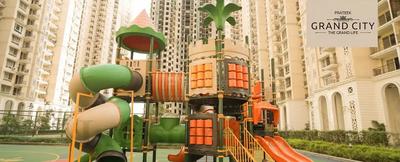 Image of 1261 Sq.ft 3 BHK Apartment / Flat for sale in Prateek Grand City, Siddharth Vihar, Ghaziabad for Rs. 15000000