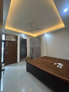 Bedroom Image of 410 Sq.ft 1 RK Builder Floor for rent in Freedom Fighters Enclave New Delhi for Rs. 11000