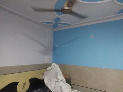Bedroom Image of 500 Sq.ft 2 BHK Independent House for rent in Madhu Vihar New Delhi for Rs. 9000