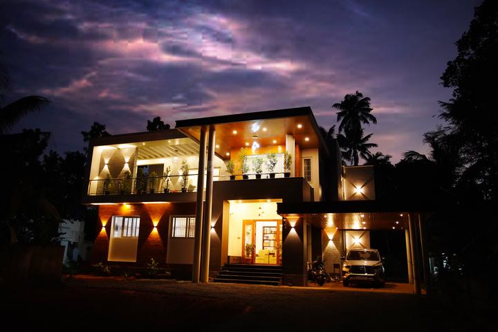 Varapuzha Main Image 1
